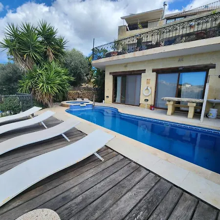 B&B Pool And Fun In Gozo, Great Place To Relax And Enjoy Nature