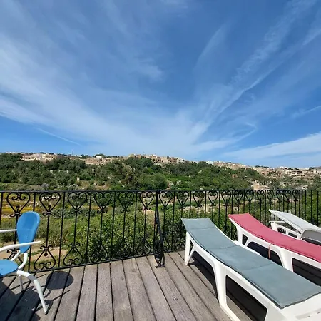Pool And Fun In Gozo, Great Place To Relax And Enjoy Nature Отель типа 