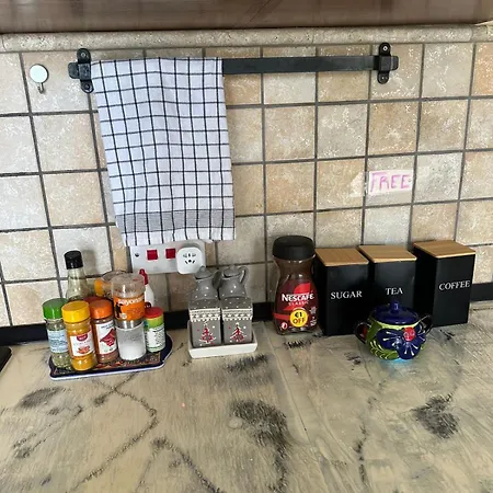 فندق مبيت وإفطار Poolside Paradise, Private Comfort, Stunning Views, And Effortless Self Checkin Ghajn il-Kbira (Gozo)